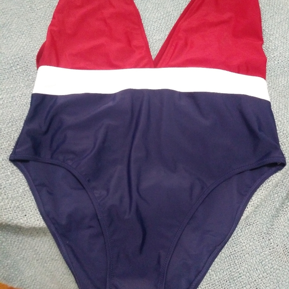 . Red white and blue Bathing suit - Picture 4 of 4